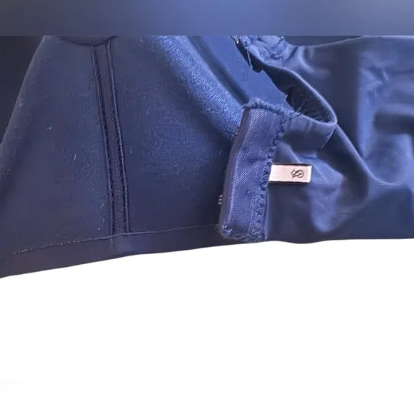 VICTORIA’S SECRET 38C lightly lined t-shirt bra. Blue. Wireless NWOT - Picture 3 of 9